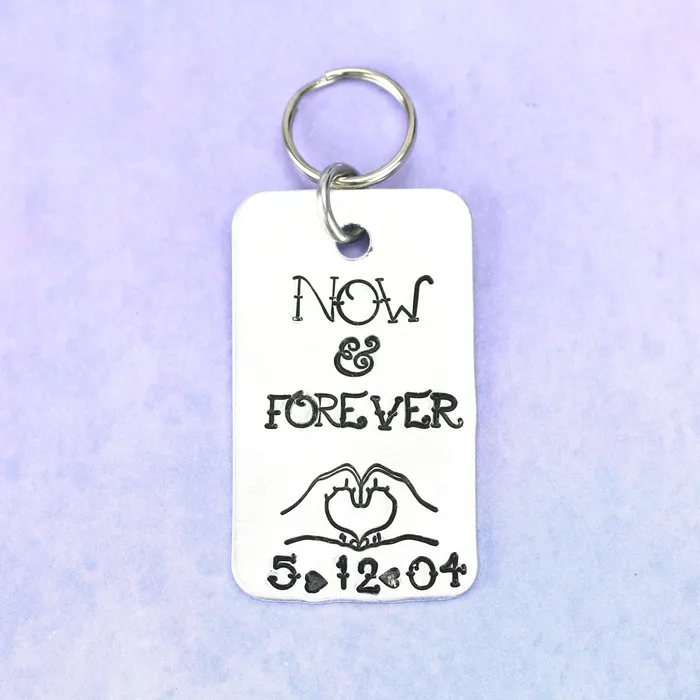 DS 58 Heart Hands Metal Design Stamp 14mm Beaducation Original Necklaces