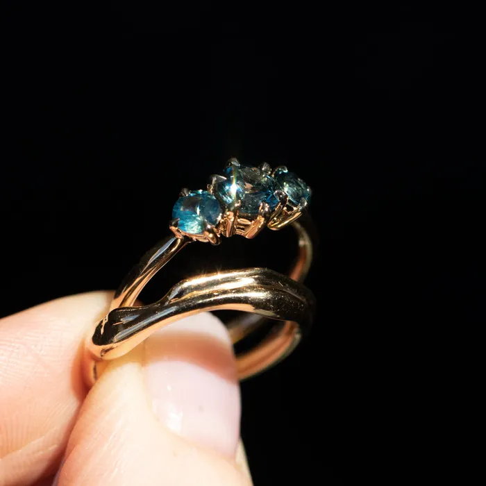 Rings Daniel Stair 082ct Songea and Nigerian Teal Sapphire Three Stone Ring in 14K Yellow Gold