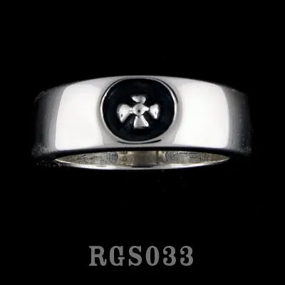 Small Gothic Cross Ring RGS033 DCJ Rings