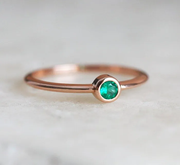 Alianna Emerald Ring Capucinne Rings
