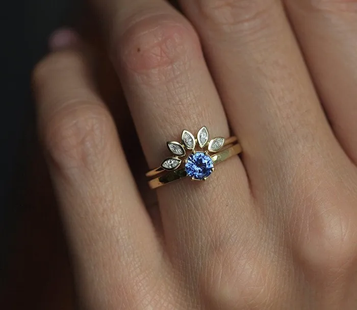Rings Capucinne Mollie Blue Sapphire Ring
