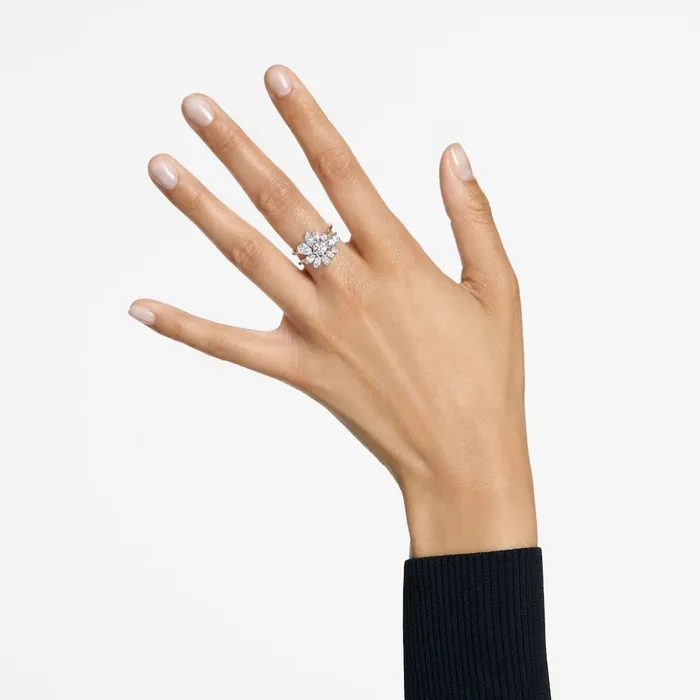 Swarovski Gema Cocktail Ring Flower White Rhodium plated 55 Swarovski Rings Swarovski Gema Cocktail Ring Flower White Rhodium plated 55 Swarovski Rings