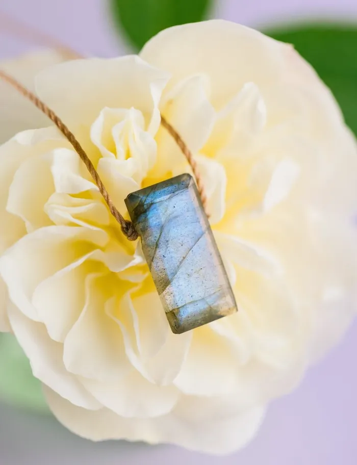 Necklaces SoulKu Labradorite Refined Necklace for Transform